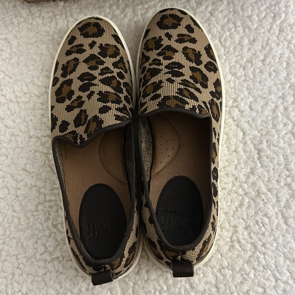 Söfft Somers Slip-On Sneaker (Women) 9M Leopard Tan Knit - Picture 7 of 9